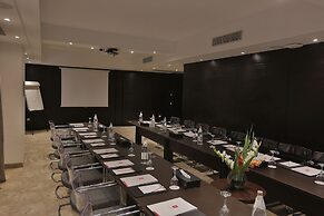 Corail Suites Hotel
