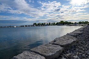 Days Inn by Wyndham Sarnia Harbourfront