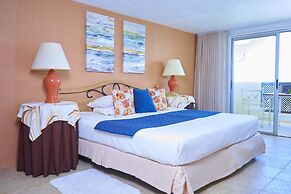 Tropical Sunset Beach Apartment Hotel