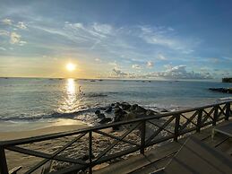 Tropical Sunset Beach Apartment Hotel