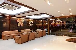 Inn House Hotel