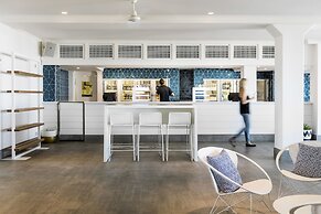 Mangrove Hotel