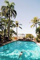Mangrove Hotel