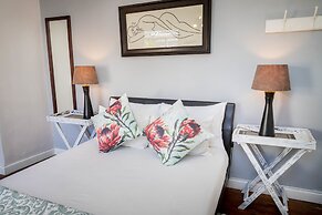 Four Oaks Guesthouse