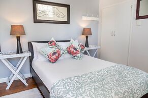 Four Oaks Guesthouse