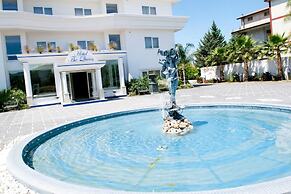 Hotel The Queen