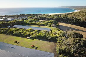 Chandlers Smiths Beach Villas