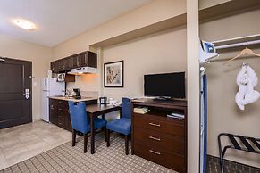 Kindersley All Suites Hotel