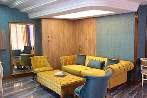 Kaya Madrid Hotel
