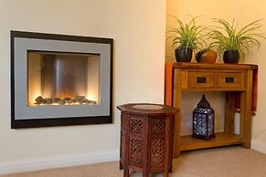 Poplar House Serviced Apartments