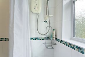 Poplar House Serviced Apartments
