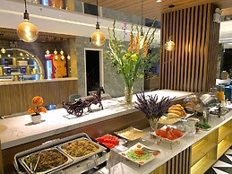 Ping Hanoi Hotel
