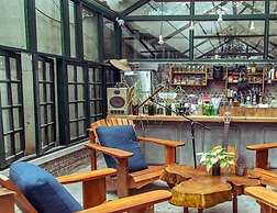 Ping Hanoi Hotel