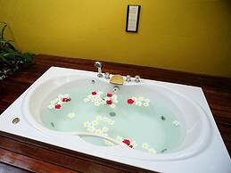 Chongfah Resort