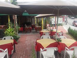 Klong Muang Inn