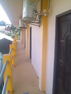 Klong Muang Inn