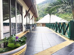 Serenity Lakeside Resort