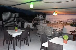 Caretta Caretta Hotel