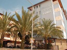 Sailor Apart Hotel
