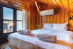 Atelya Art Hotel