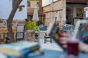 Atelya Art Hotel