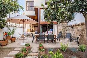 Atelya Art Hotel