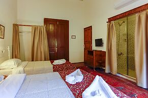 Atelya Art Hotel