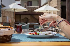 Atelya Art Hotel