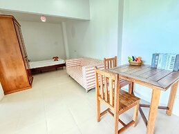SR Sea View Apartments