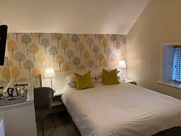 Manor Court Hotel