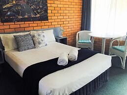 Bosuns Inn Motel