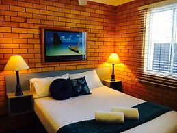 Bosuns Inn Motel