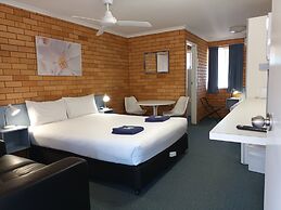 Bosuns Inn Motel