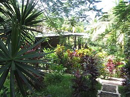 Hibiscus Valley Inn