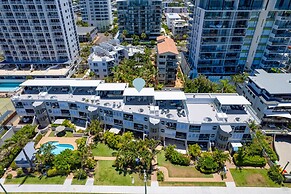 Sundeck Gardens