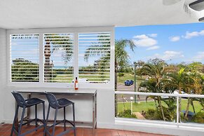 Sundeck Gardens