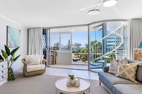 Sundeck Gardens