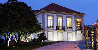 Solar Egas Moniz Charming House & Local Experiences