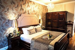 Fernhill House Hotel & Gardens