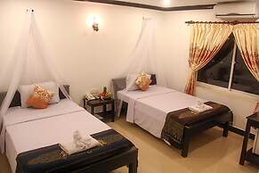 Parent Heritage Angkor Villa