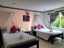 Parent Heritage Angkor Villa