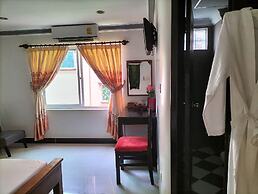 Parent Heritage Angkor Villa