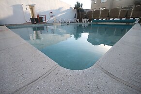 Norfolk Hotel