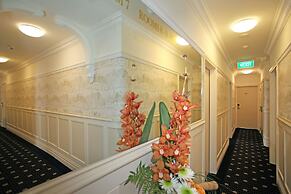 Tuakau Hotel
