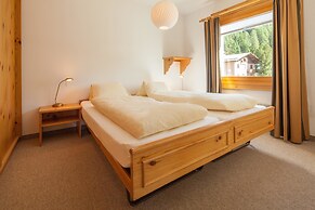 Chesa Surlej Hotel