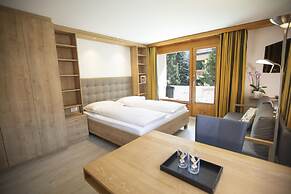 Chesa Surlej Hotel