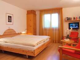 Chesa Surlej Hotel