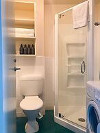 Astelia Apartment Hotel