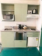 Astelia Apartment Hotel