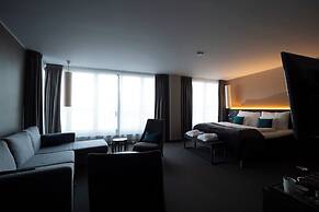 Clarion Hotel Sense